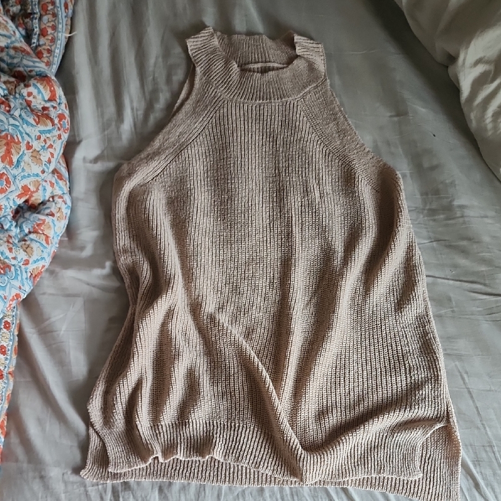 Sleeveless Beige Sweater